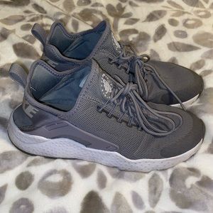 women’s Nike huarache